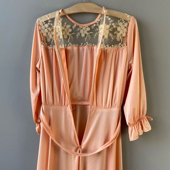 Vintage 70s Peach Maxi Dress Lace Bodice Boho Formal Prom Gown Halloween Costume - Picture 6 of 6